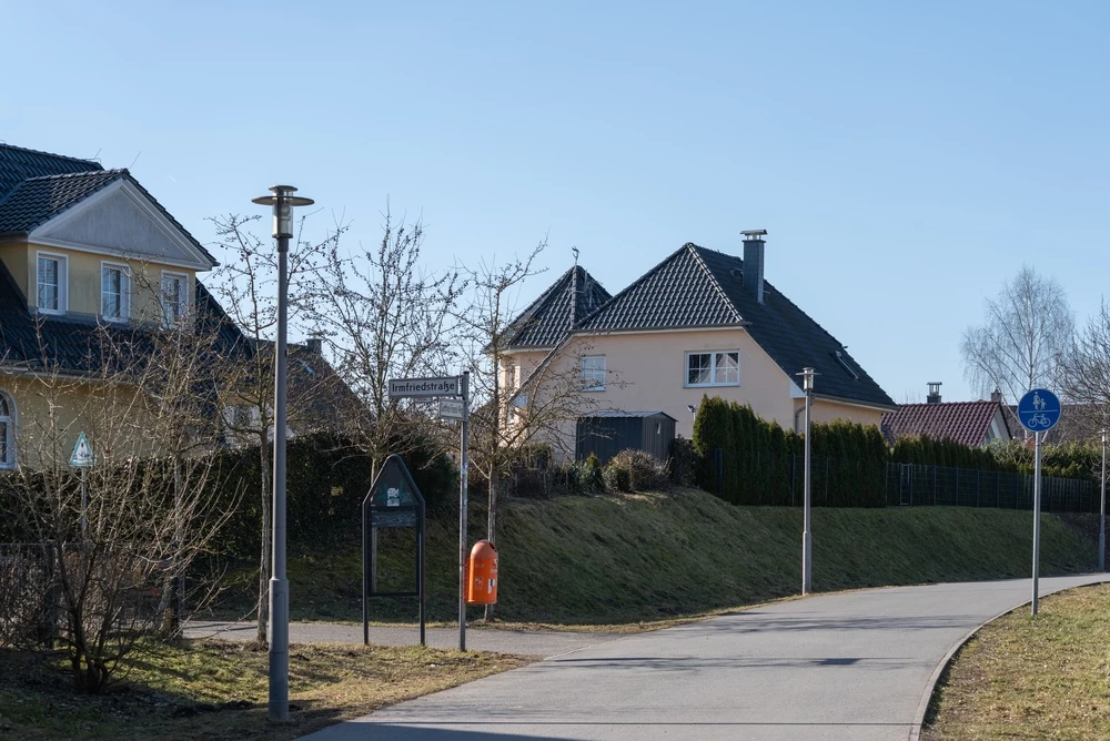 Bratr chtěl rychle prodat dům po rodičích. Při prohlídce jsem pochopila proč